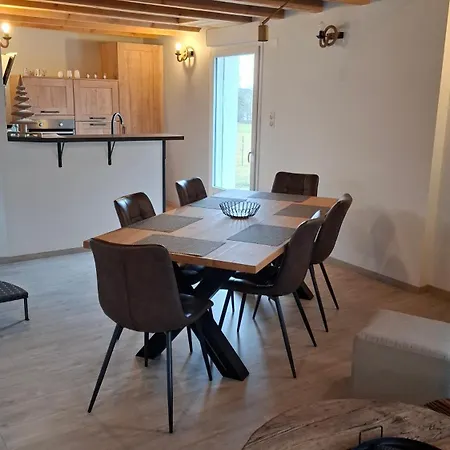 Nid Douillet Des Forges - Maison 2 Chambres, Jardin & Parking Gratuit *