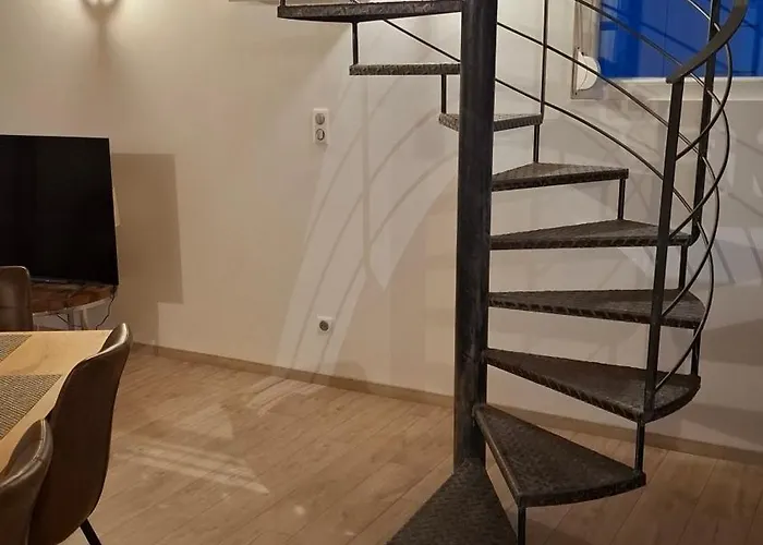 Nid Douillet Des Forges - Maison 2 Chambres, Jardin & Parking Gratuit