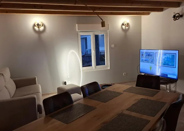 Nid Douillet Des Forges - Maison 2 Chambres, Jardin & Parking Gratuit * Пломбьер-ле-Бен