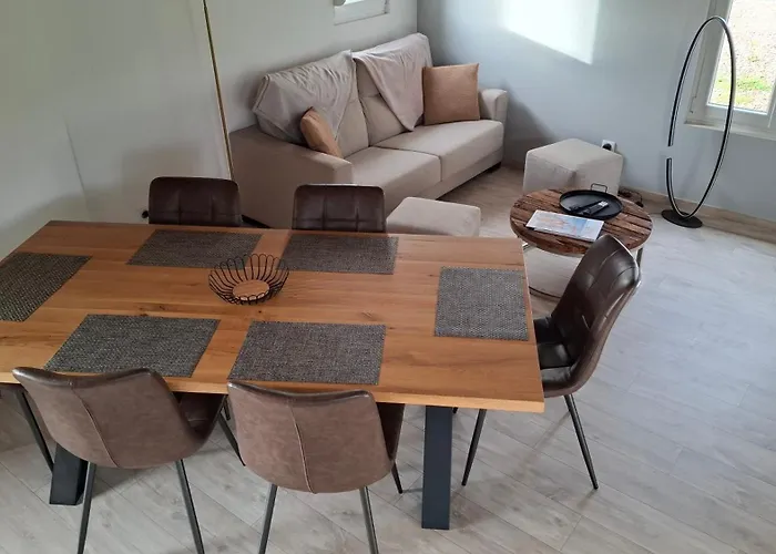 Nid Douillet Des Forges - Maison 2 Chambres, Jardin & Parking Gratuit Пломбьер-ле-Бен