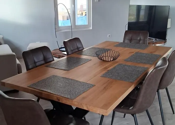 Дом отдыха Nid Douillet Des Forges - Maison 2 Chambres, Jardin & Parking Gratuit