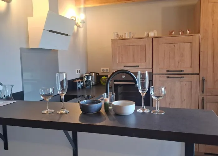 Nid Douillet Des Forges - Maison 2 Chambres, Jardin & Parking Gratuit 普隆别尔莱班